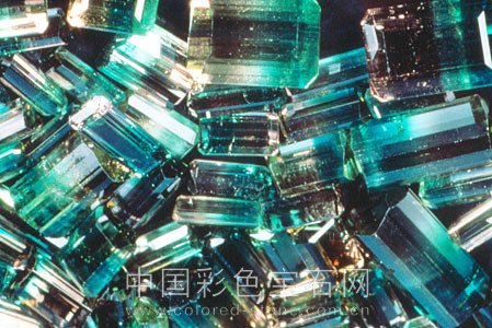 双色碧玺,Bi-Colored Tourmaline,天然,中国彩色宝石网