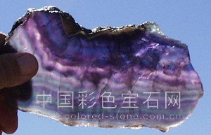 萤石、Fluorite、中国彩色宝石网
