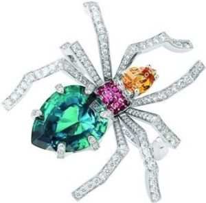 Chaumet Attrape-Moi 18K 白金镶嵌绿色碧玺蜘蛛戒指