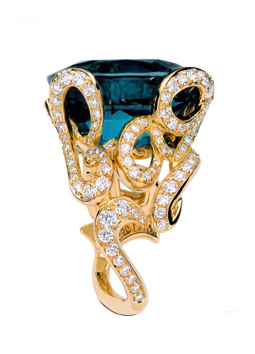  Dior 限量款18K黄金镶嵌蓝色碧玺戒指，2009 新款全球限量26款
