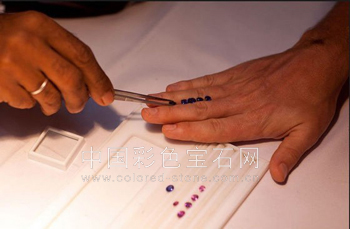 斯里兰卡 蓝宝石 宝石 彩色宝石